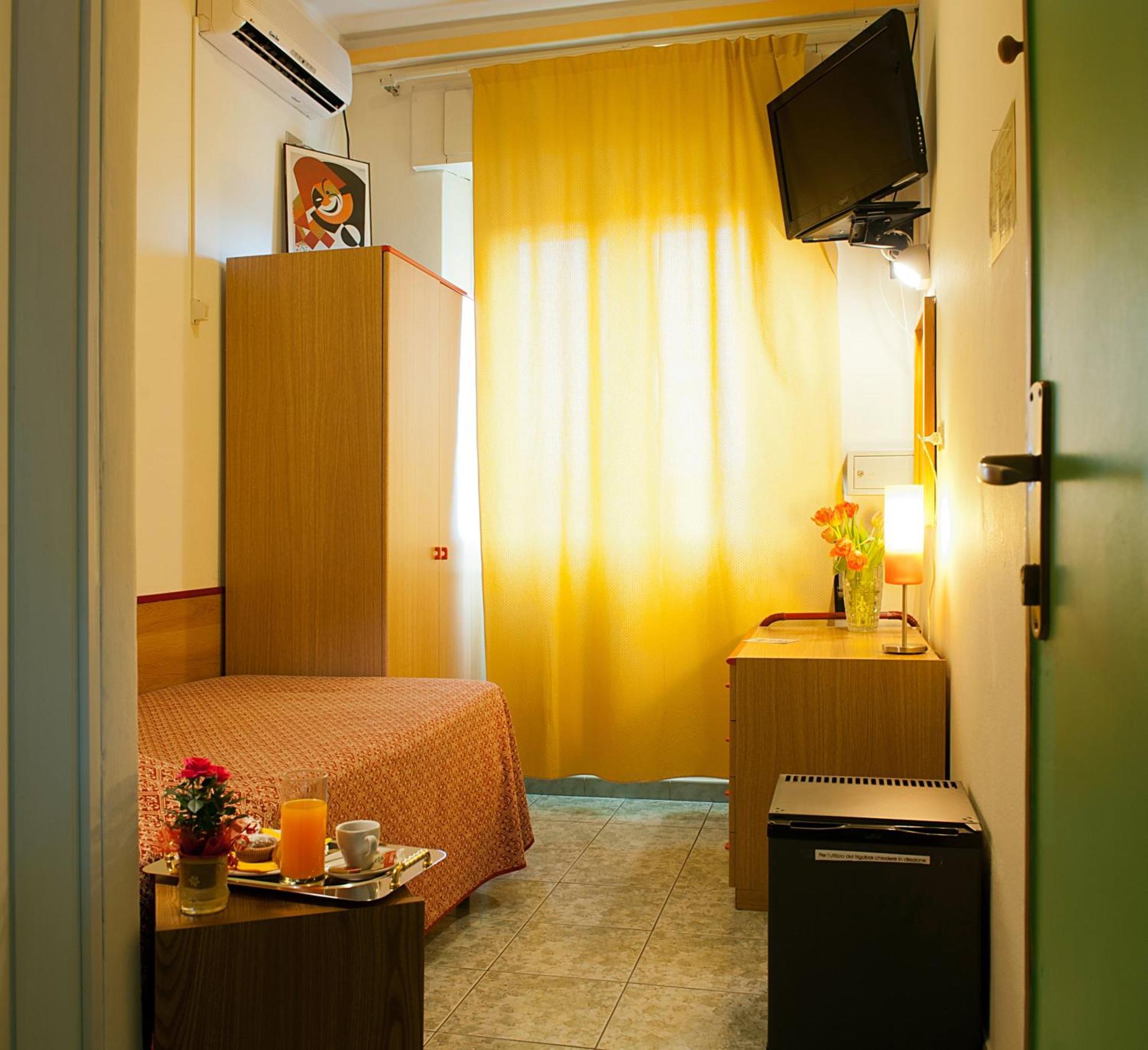 Hotel Dolly Viareggio Eksteriør billede