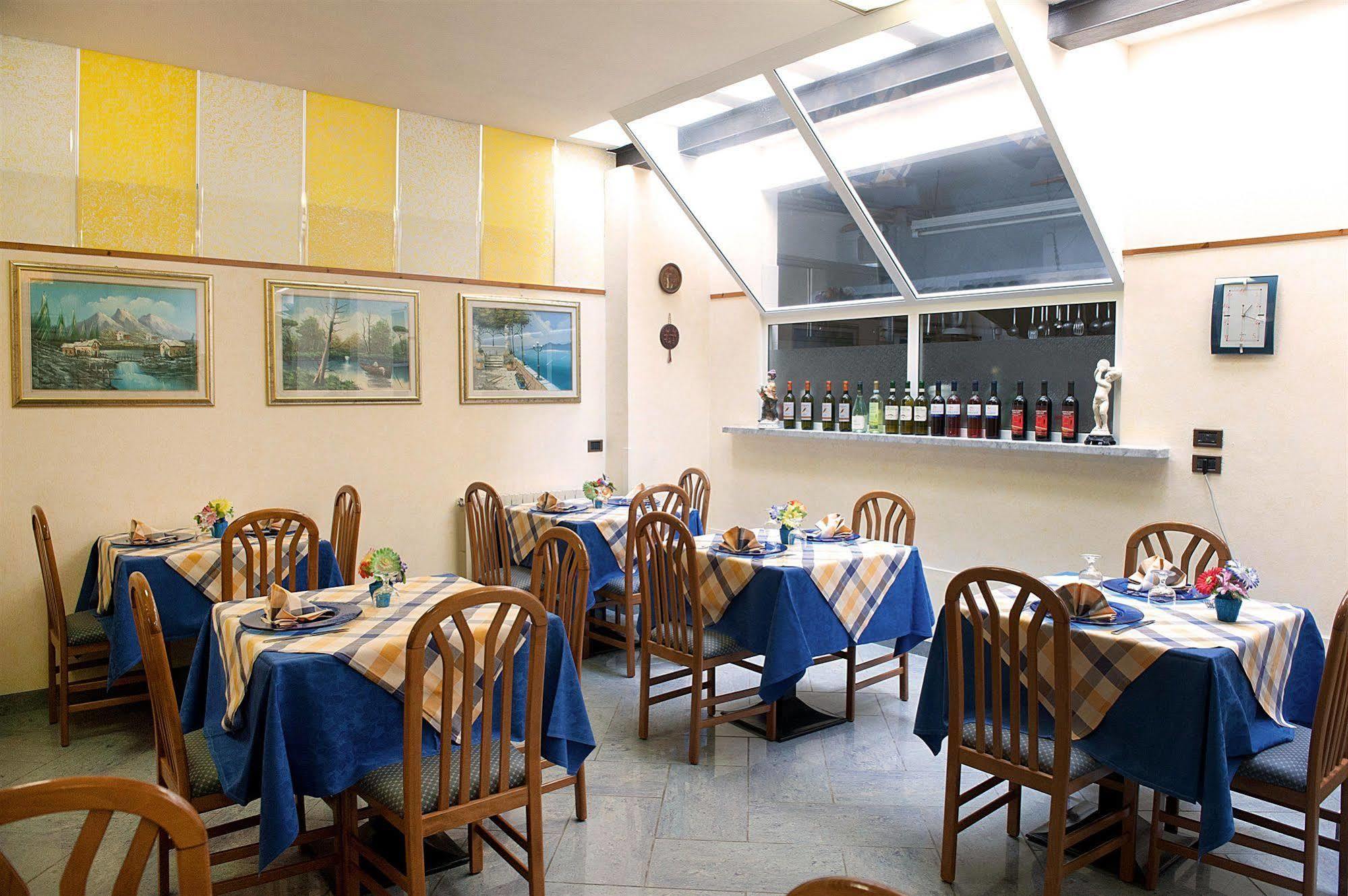 Hotel Dolly Viareggio Eksteriør billede