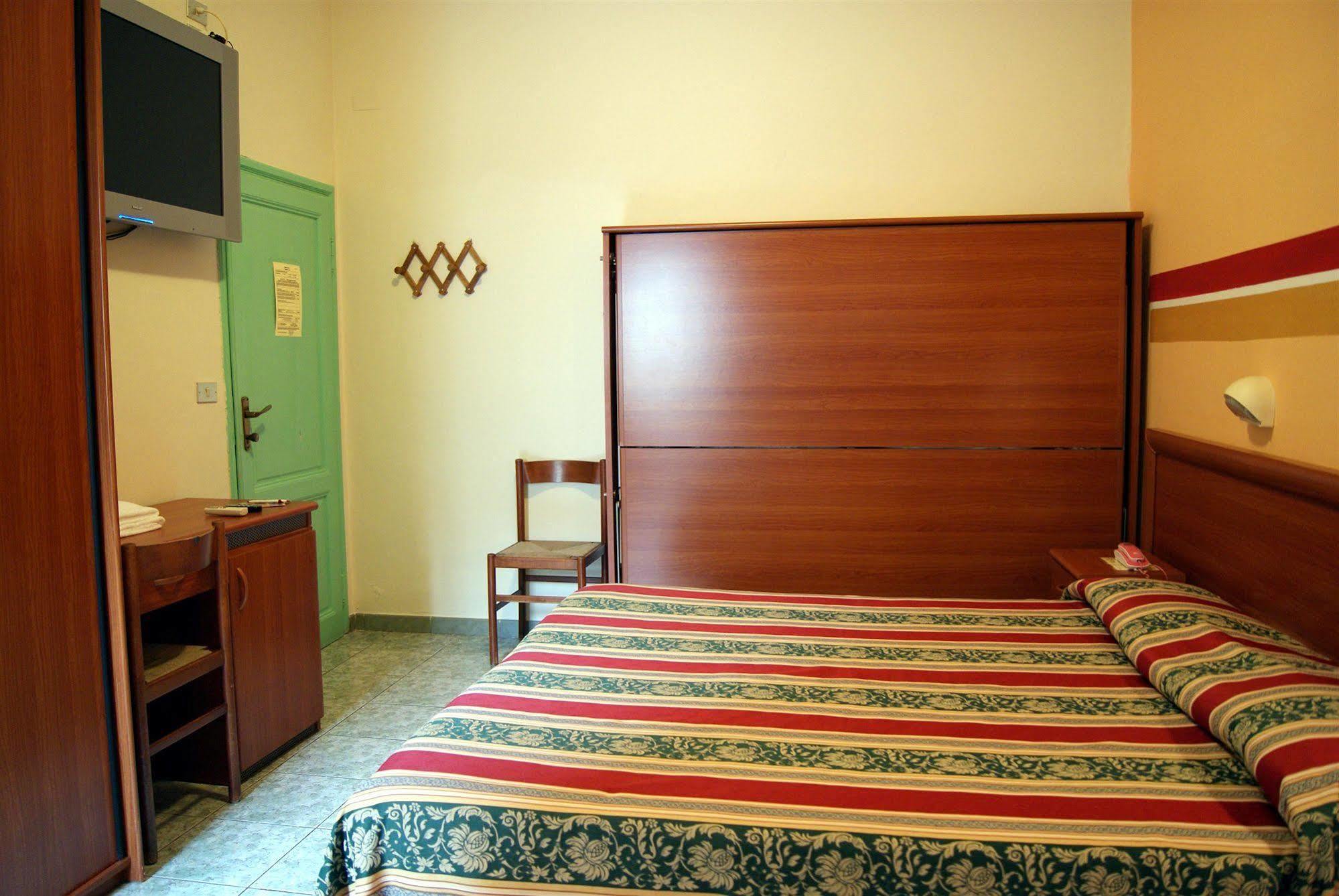 Hotel Dolly Viareggio Eksteriør billede